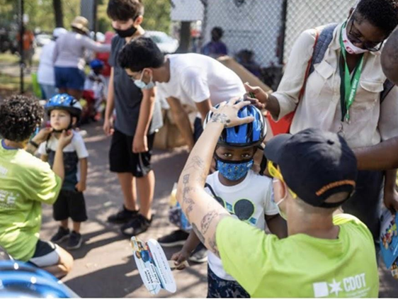 City of Chicago :: CDOT Announces Free “Learn to Ride” Bike Riding Classes  for Adults and Children in 2023